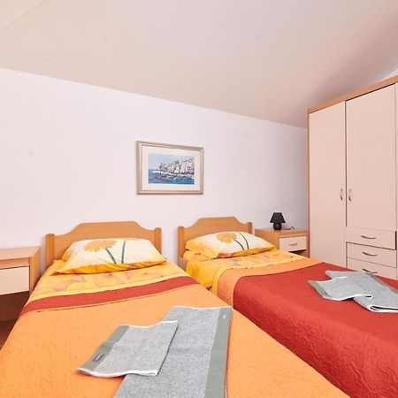 Apartman Igor Zambratija  Buitenkant foto